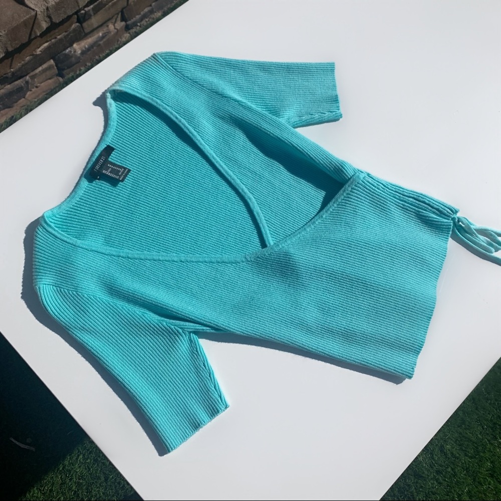 FOREVER 21 V NECK VEST